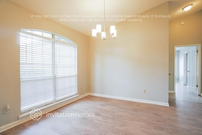 Building Photo - 4440 Battlecreek Ct E