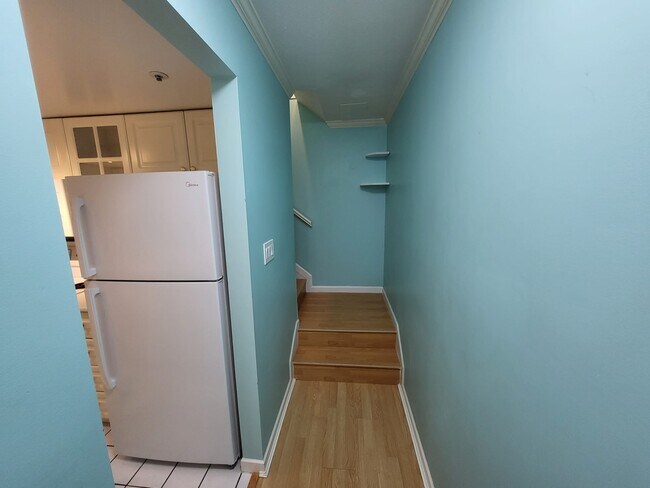 Photo du bâtiment - 2885 E Kent Av N