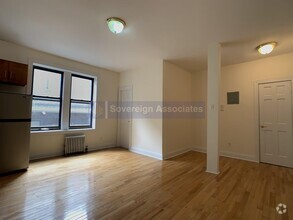 Building Photo - 555 W 156th St