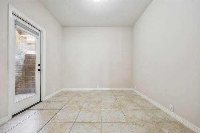 Foto del edificio - 1515 Ralston Branch Way