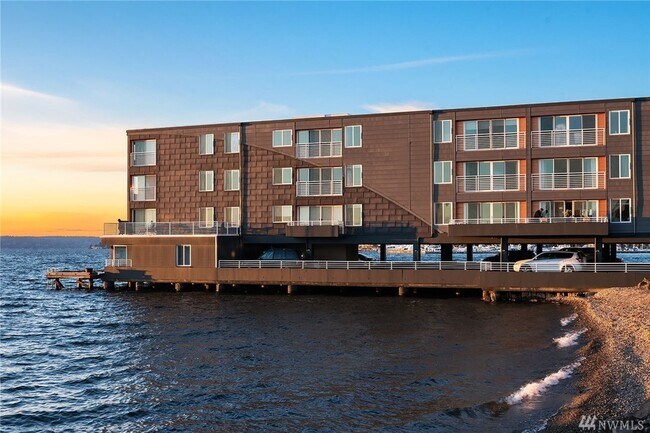 Foto del edificio - 733 Lake St S