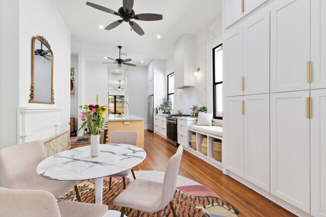 Building Photo - 2904 St Ann St