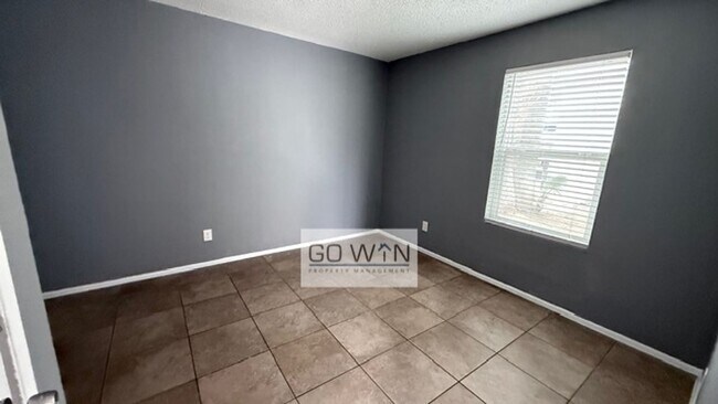 Foto del edificio - 245 S Allen