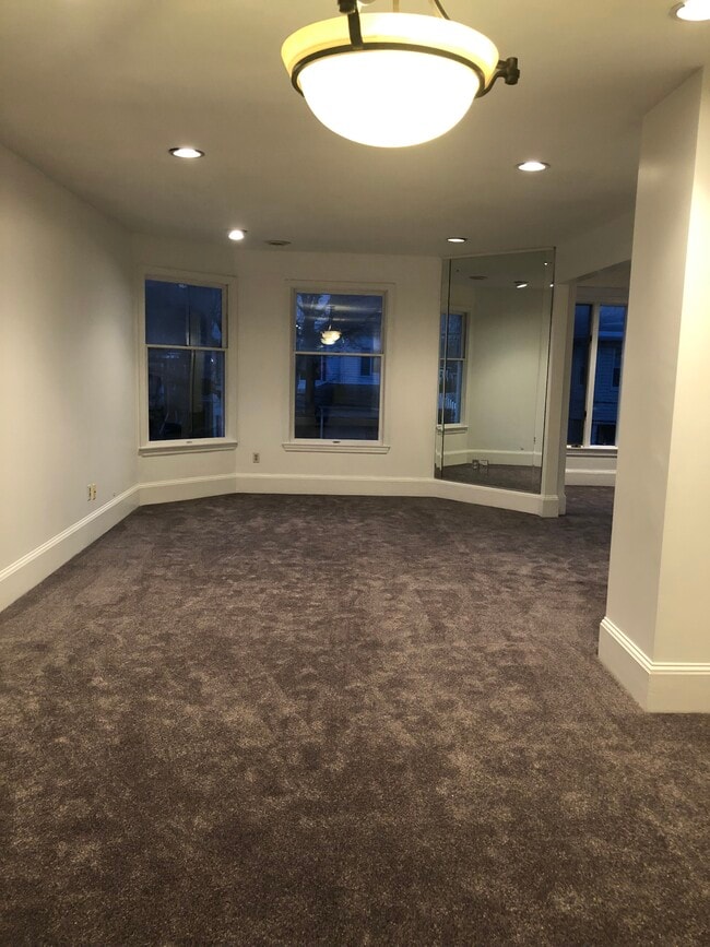 Livingroom - 9 Dearborn St