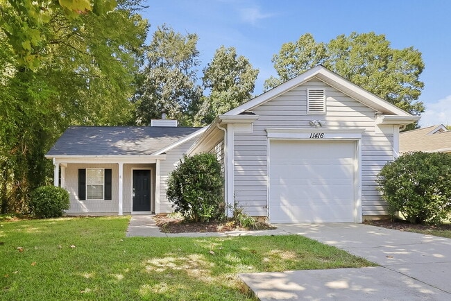 Building Photo - 11416 Northwoods Forest Dr