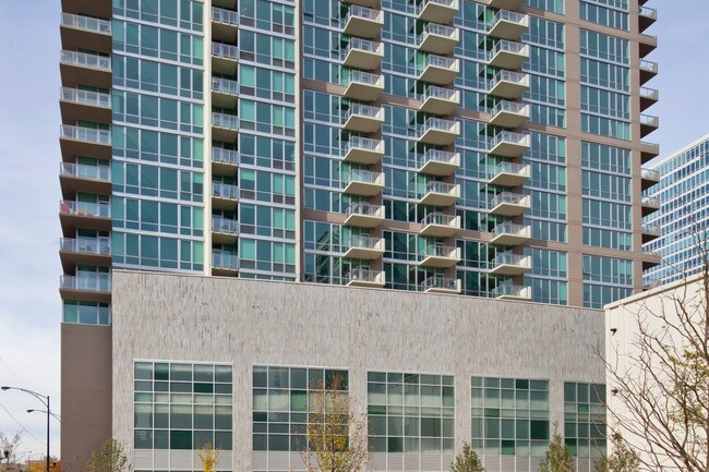 Parc Huron Apartments Chicago, IL