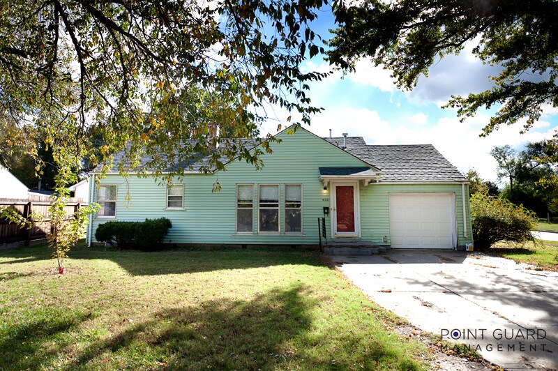 4001 E Bellaire St, Wichita, KS 67218 House Rental in Wichita, KS