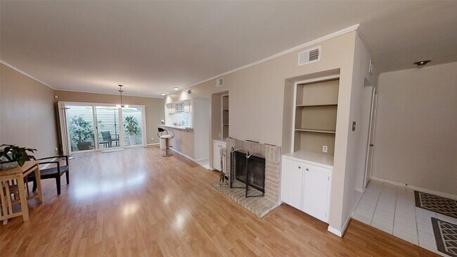 Foto del edificio - 1970 Augusta Dr