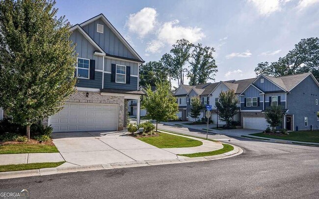 Building Photo - 5532 Donerail St