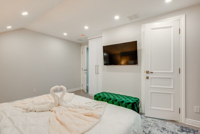 Foto del edificio - 2135 Rosemont Dr