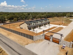 Building Photo - 1003 Agua Escondida Ct