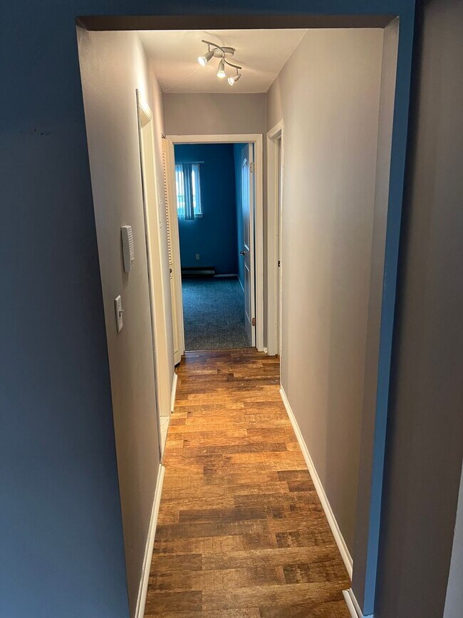 Foto del edificio - Beautiful 2 bedroom, 2.0 bath Condo in Westland