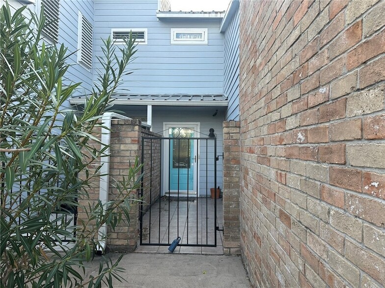 Foto principal - 1461 Moore Ave