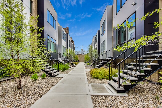 Foto del edificio - 6115 S University Ave