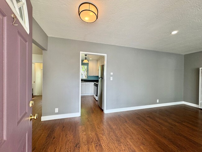 Foto del edificio - 3 Bedrooms, 1 1/2 Bathrooms, Classic Napa ...