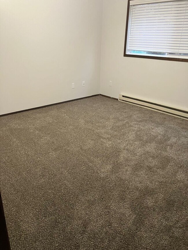 Foto del edificio - 1204 N B St