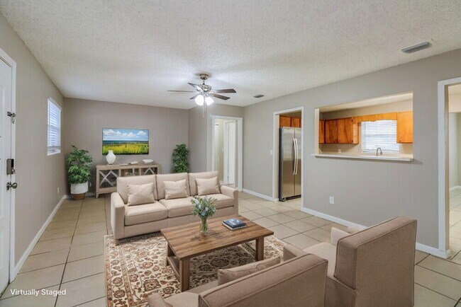 Building Photo - 2514 Arlex Dr E