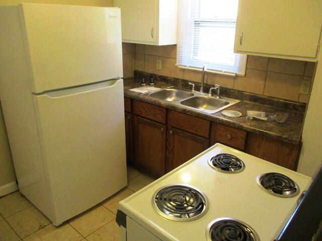 Foto del edificio - 209 E Chestnut St