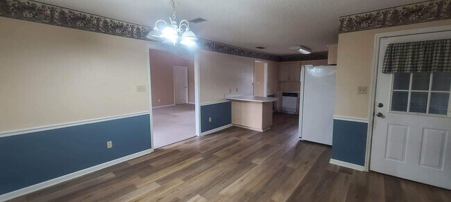 Foto del edificio - 3835 Cross Creek Trail