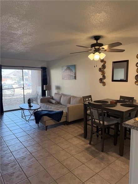 Foto del edificio - 2425 Oxford Pl