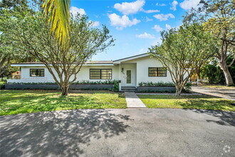 Building Photo - 9790 SW 136th St