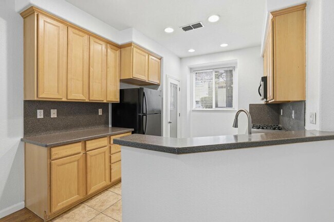 Foto del edificio - 11 Stony Hill Pl