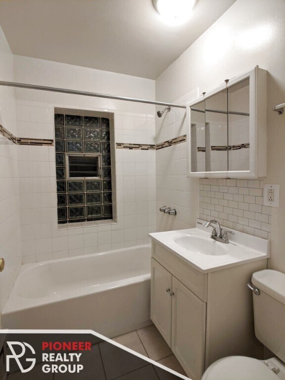 Foto del edificio - 837 W Cornelia Ave