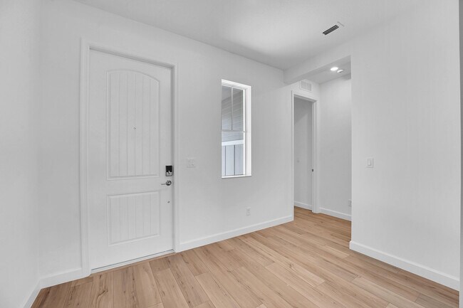 Building Photo - 19011 Croft Mill Xing