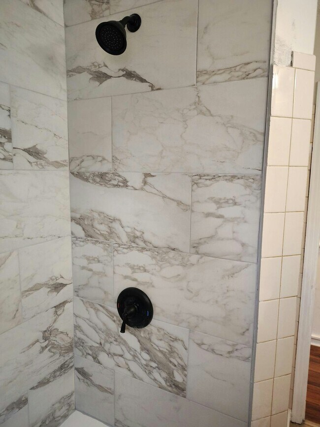 Foto del edificio - 3305 N Keystone Ave