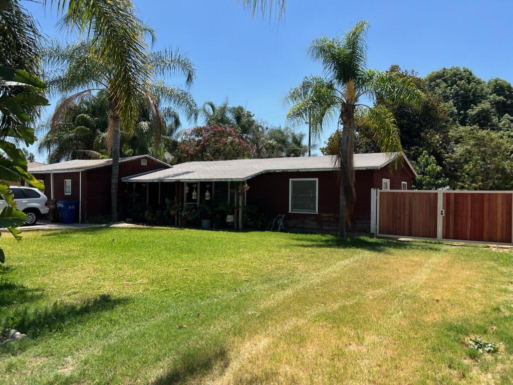 Foto principal - 15912 Francisquito Ave