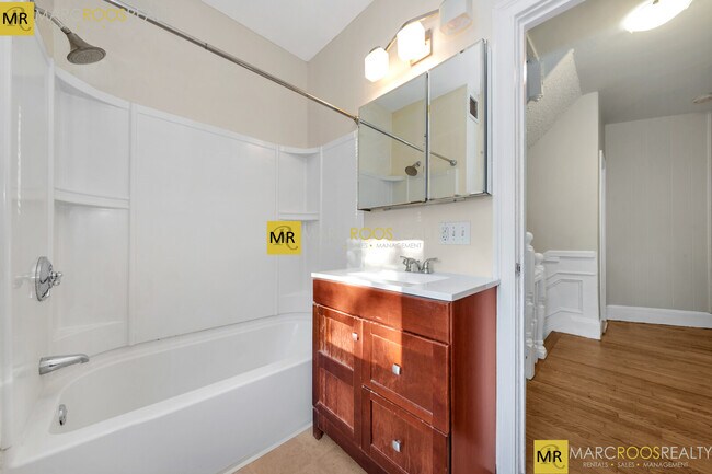 Foto del edificio - 5 Murdock Ter