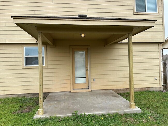 Foto del edificio - 307 Wildcat Dr