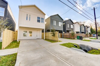 Building Photo - 1211 Dewalt St