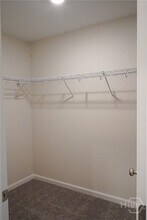 Building Photo - 270 Cromer St