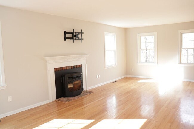 Foto del edificio - 35 Highpoint Rd