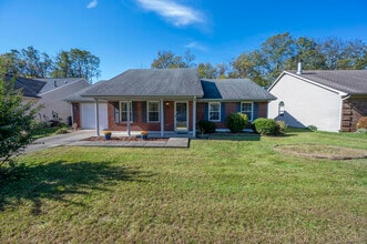 Building Photo - 837 Ridgebrook Rd