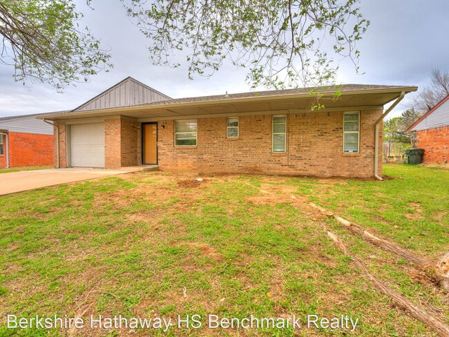 Building Photo - 3 br, 1.5 bath House - 1707 Pecan Grove St...