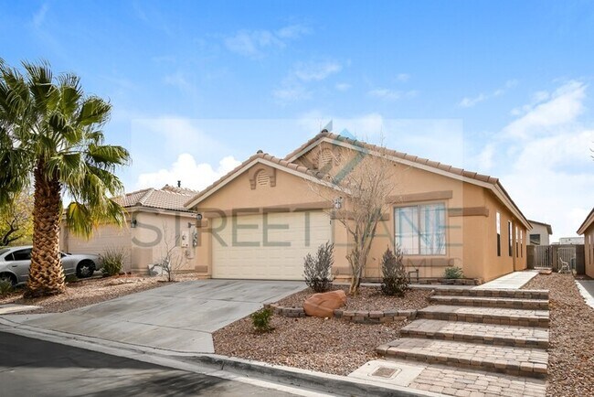 Building Photo - Remodeled 4 Bedroom Home!!