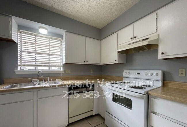 Building Photo - 1724 Brightside Dr