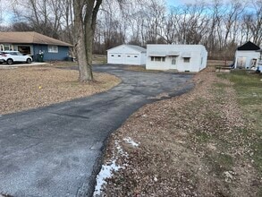 Building Photo - 1641 Jericho Rd