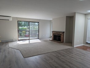 Building Photo - 5009 81st Pl SW