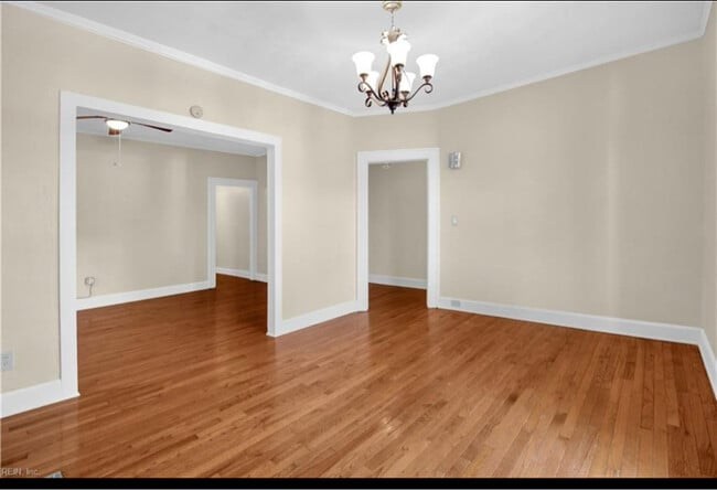 Building Photo - 535 W 36th St