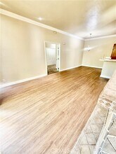 Building Photo - 13110 Creek View Dr