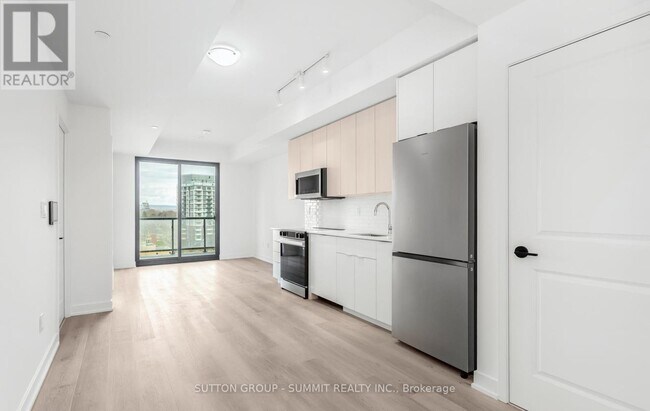 Photo du bâtiment - 2075 Lakeshore Rd.