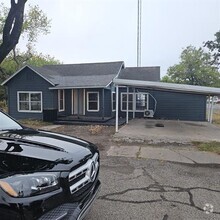 Building Photo - 500 Allen Ave