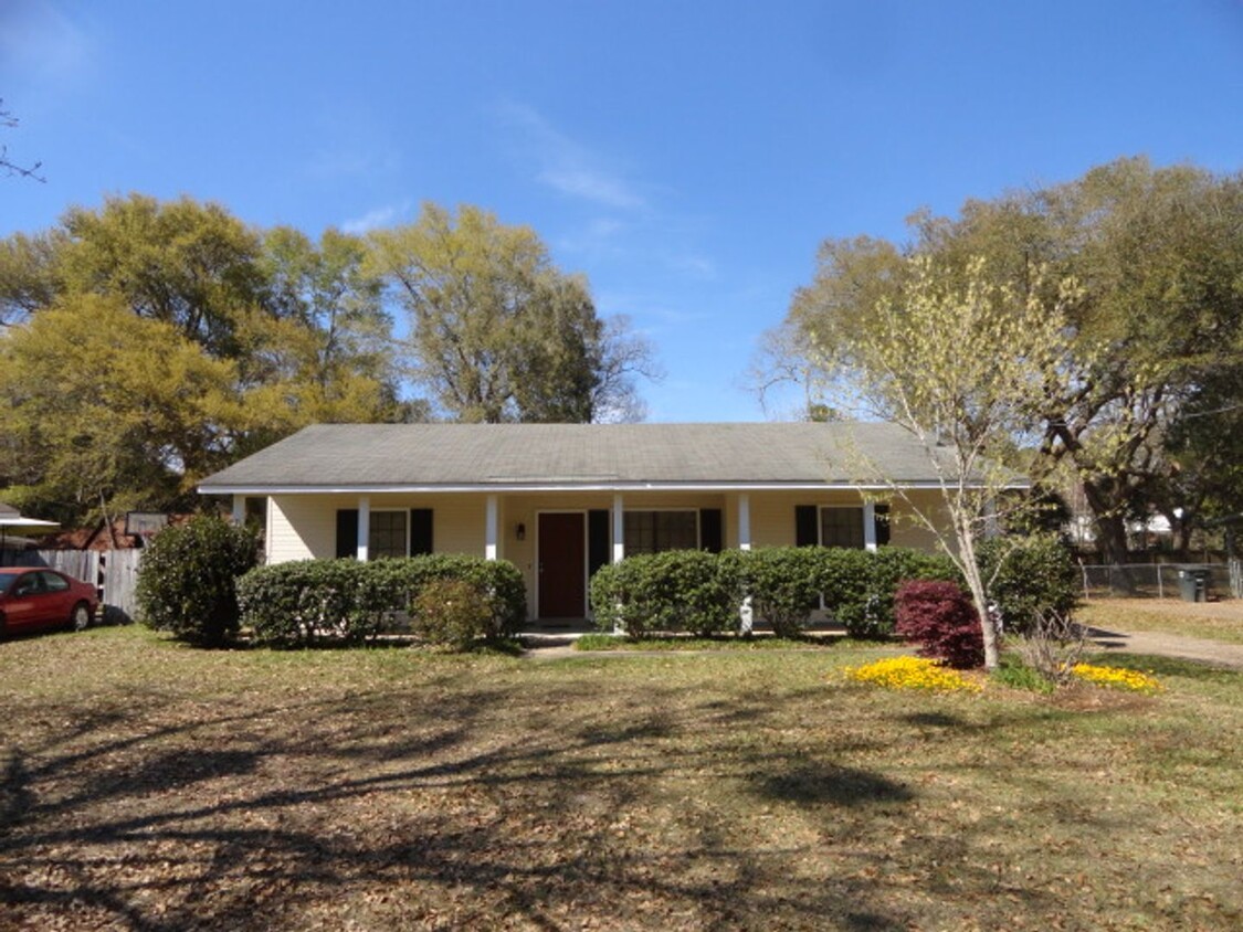 Foto principal - 3 BR 2 Ba home in Fairhope