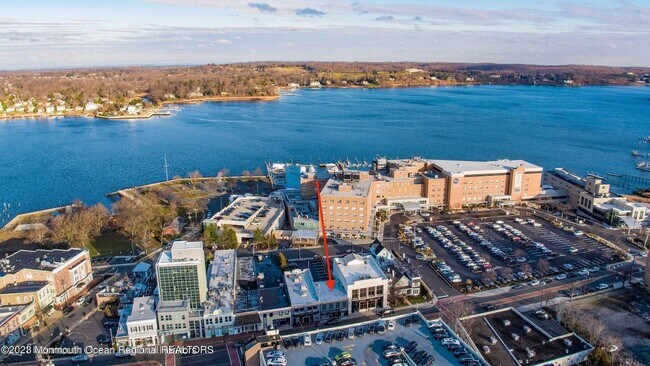 Foto del edificio - 37 E Front St