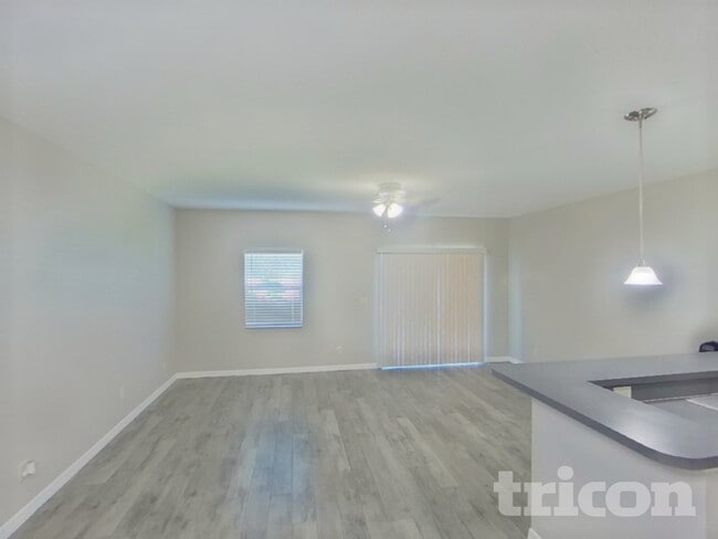 Building Photo - 4125 11th St E