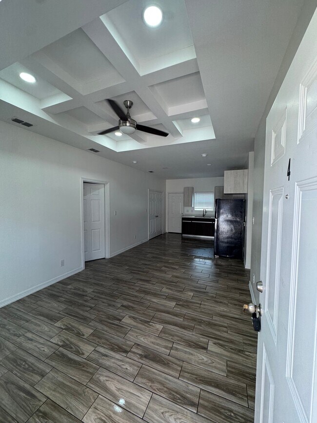 Foto del edificio - 909 W Kohala Ave