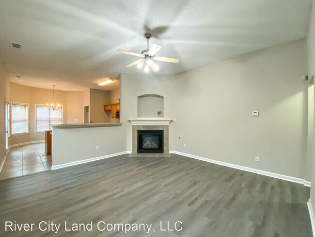 Foto del edificio - 3 br, 2 bath House - 7095 Parkbrook